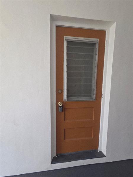 Image 8 of 29 For 1007 19th Ave  4