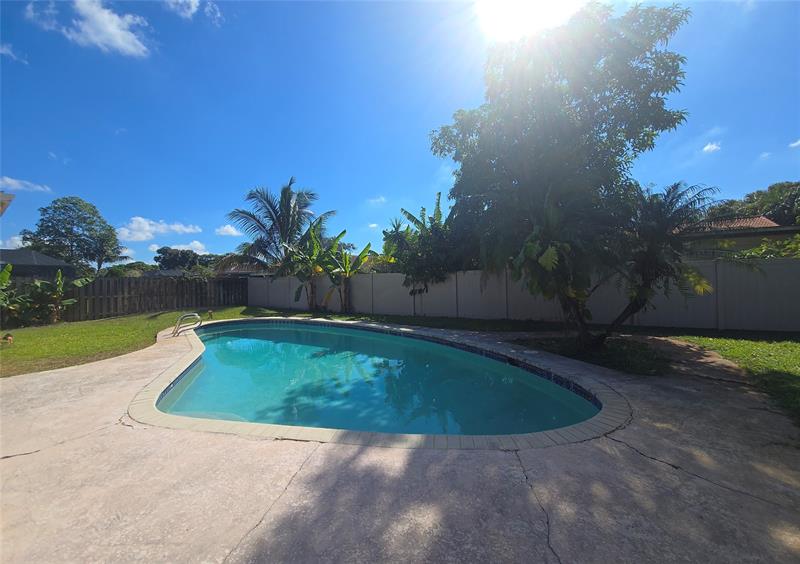 Image 26 of 29 For 7450 15th St