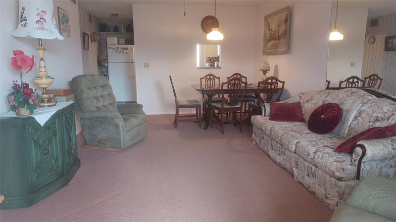 Image 8 of 9 For 2191 1st Court  202