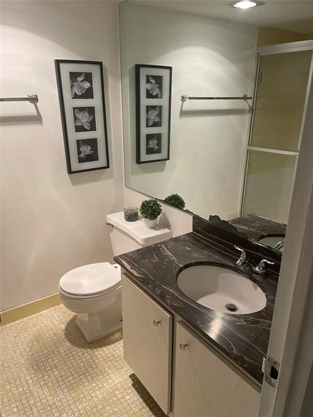 Image 12 of 25 For 251 174th St  220