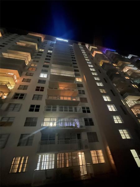 Image 3 of 25 For 251 174th St  220