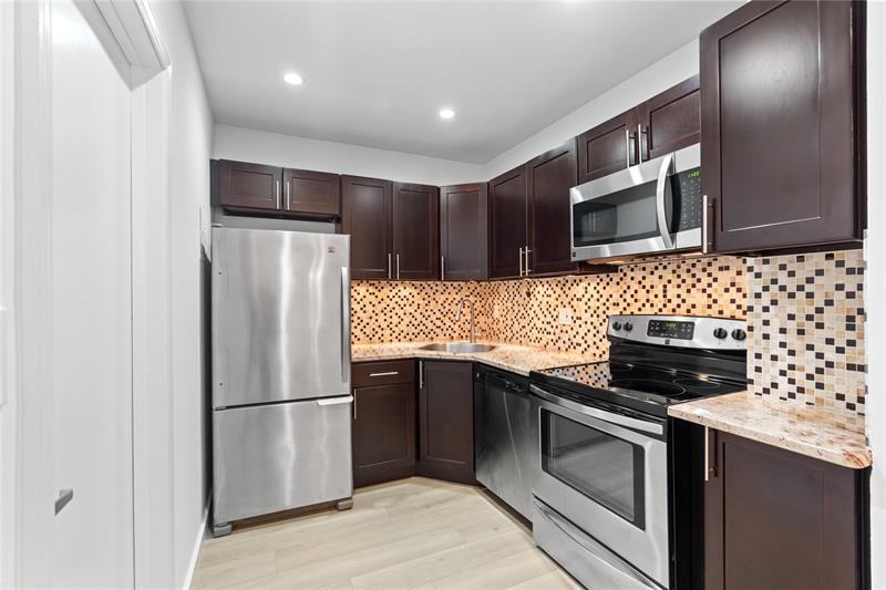 Details for 2426 17th St  207a, Fort Lauderdale, FL 33316