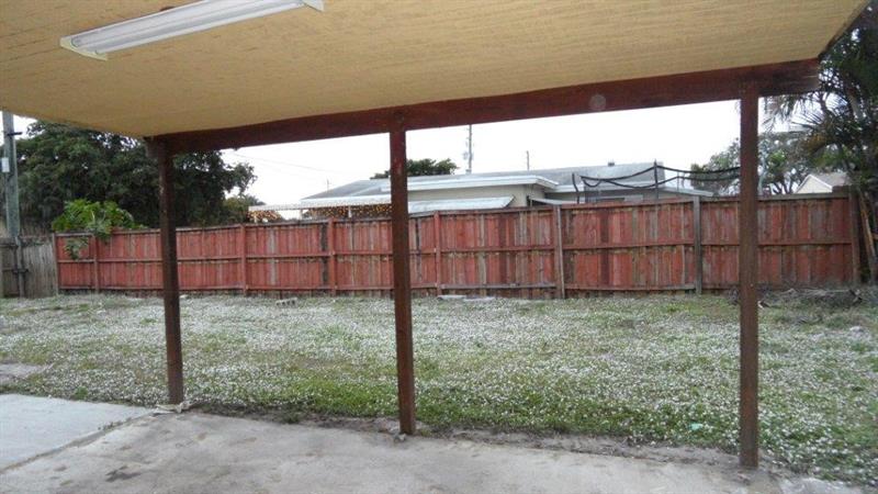 Image 21 of 37 For 700 70th Ave  700