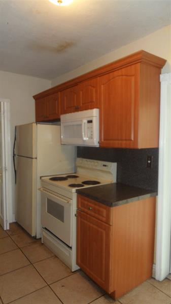 Image 5 of 37 For 700 70th Ave  700