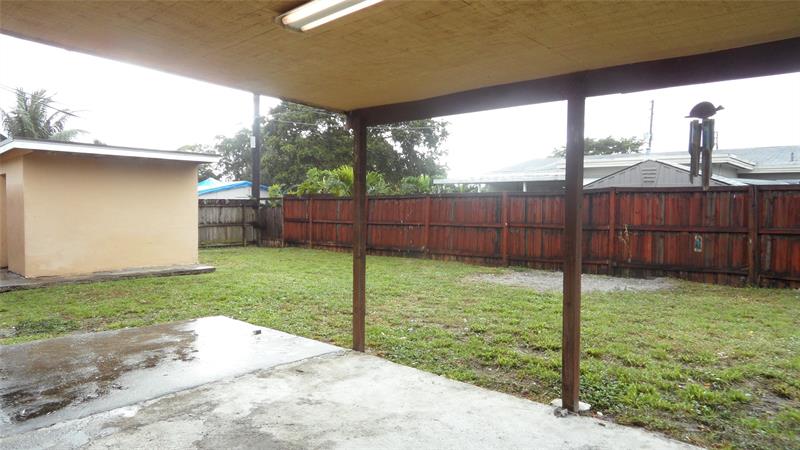 Image 6 of 37 For 700 70th Ave  700