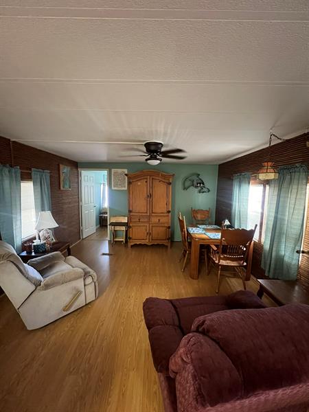 Image 21 of 35 For 10885 Federal Hwy