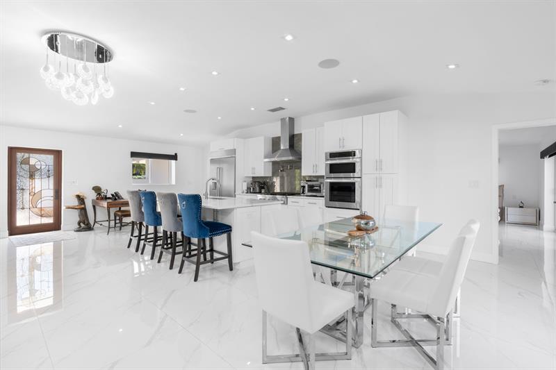 Image 17 of 44 For 2813 29th St