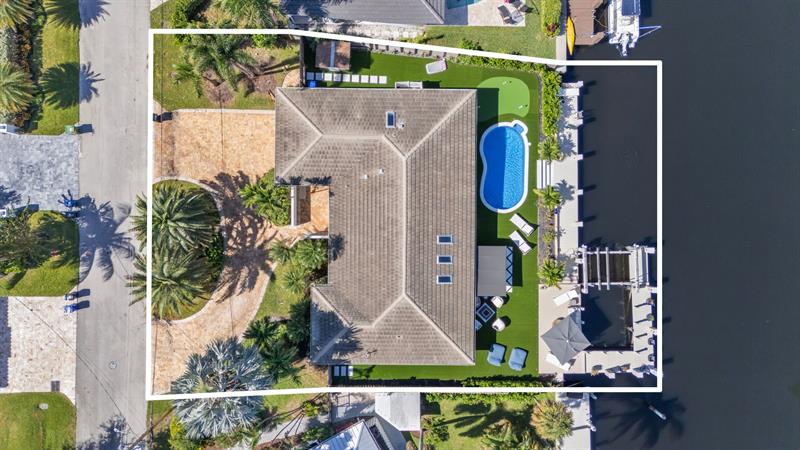 Image 3 of 44 For 2813 29th St