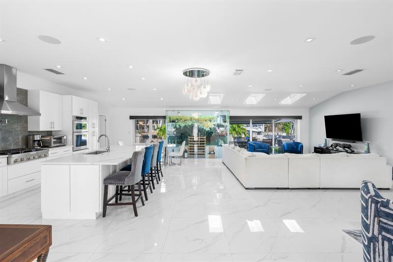 Image 7 of 44 For 2813 29th St