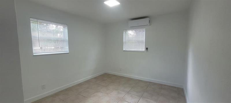 Image 10 of 19 For 905 16th Ave  2