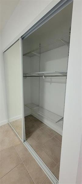 Image 18 of 19 For 905 16th Ave  2