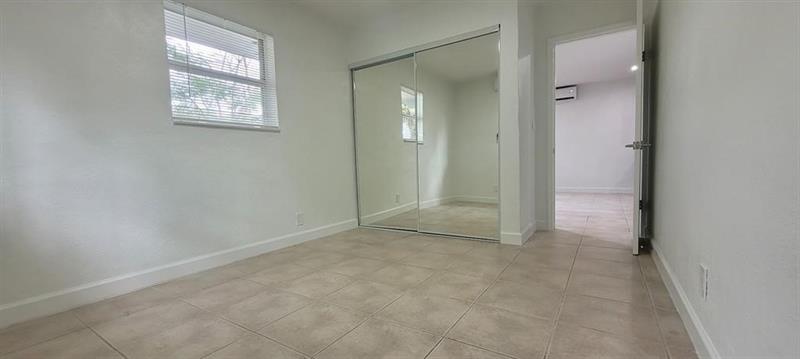 Image 19 of 19 For 905 16th Ave  2