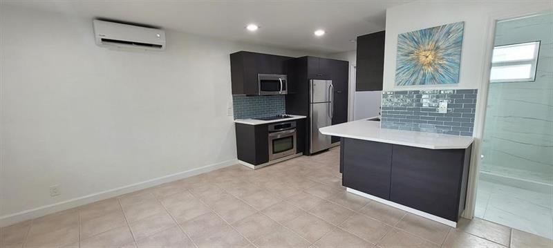 Image 7 of 19 For 905 16th Ave  2