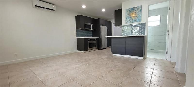 Image 9 of 19 For 905 16th Ave  2