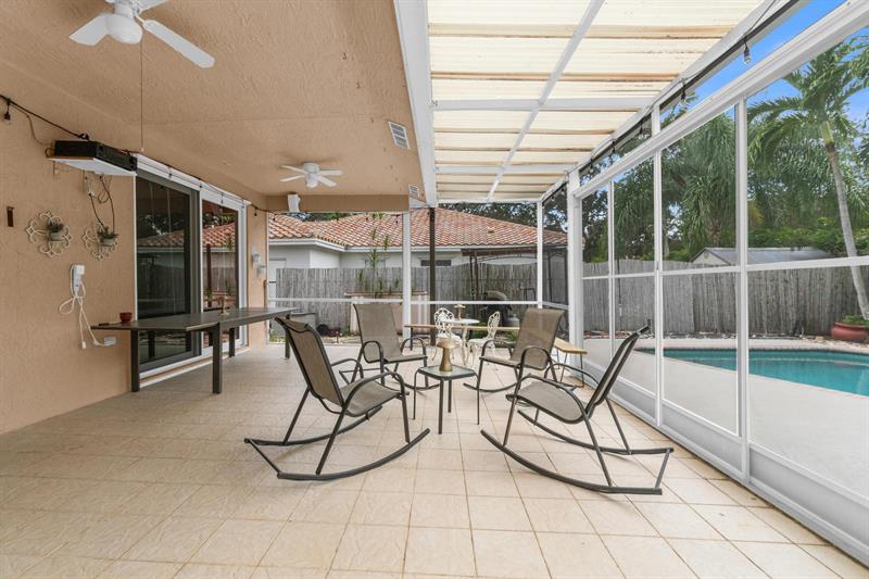 Image 31 of 39 For 4112 58th Dr