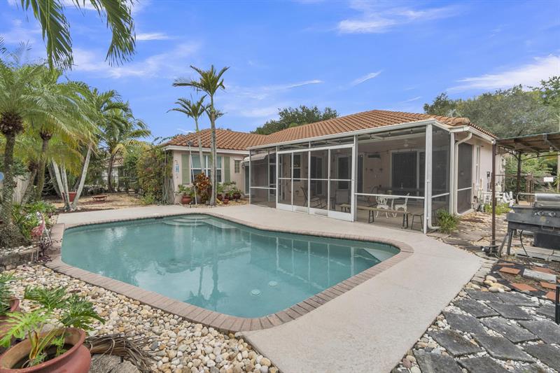 Image 35 of 39 For 4112 58th Dr