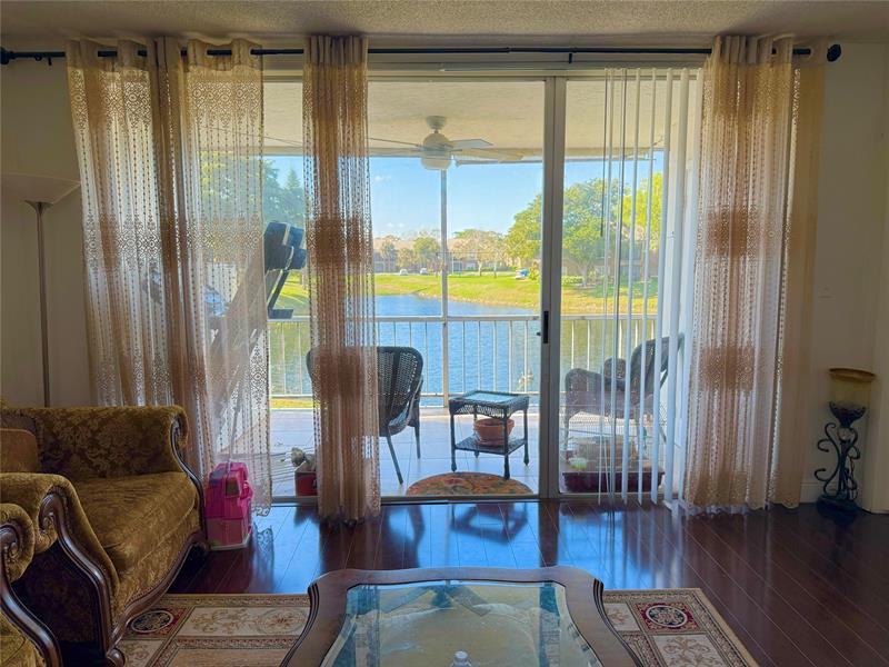 Image 4 of 18 For 2850 Forest Hills Blvd  214