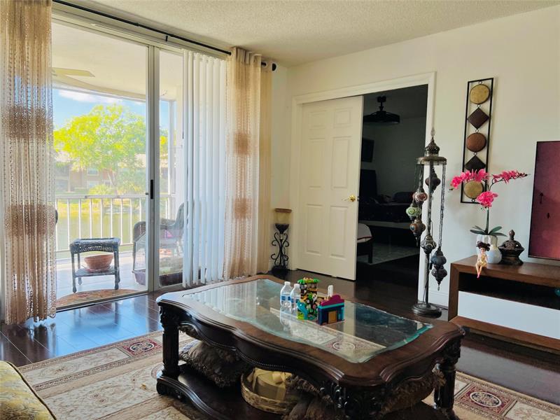 Image 5 of 18 For 2850 Forest Hills Blvd  214