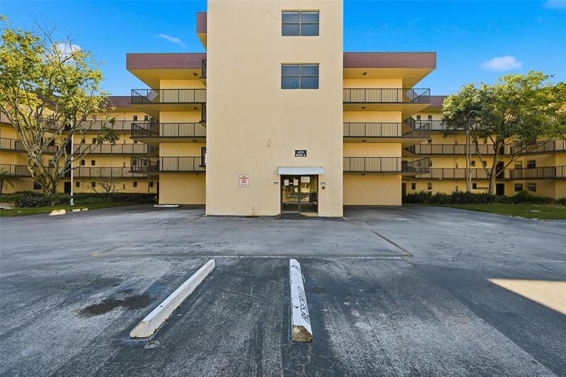 Details for 6755 Broward Blvd  304, Plantation, FL 33317