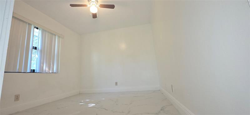 Image 5 of 20 For 11158 Sample Rd  11158