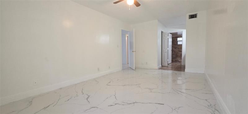 Image 7 of 20 For 11158 Sample Rd  11158