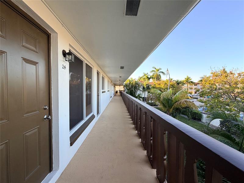 Image 18 of 21 For 600 Luna Ct 24