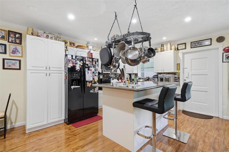 Image 11 of 27 For 3510 Harrison St 10