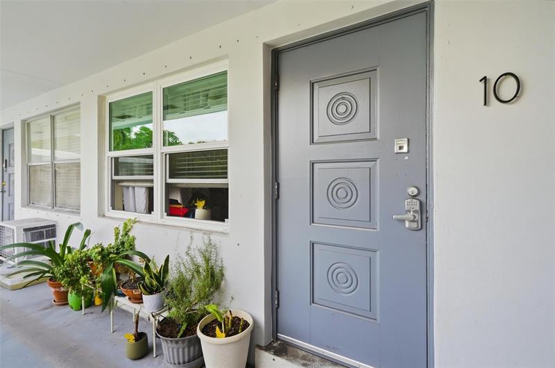 Image 4 of 27 For 3510 Harrison St 10