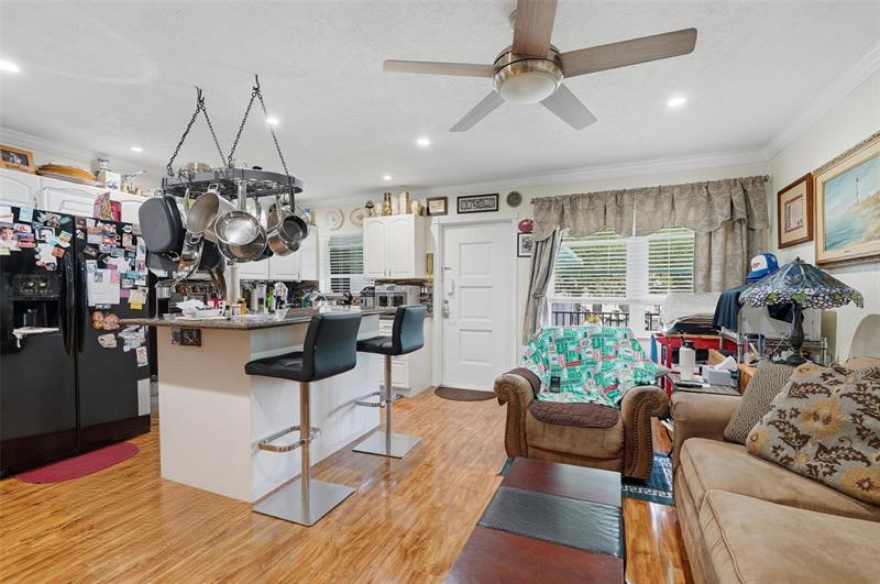 Image 8 of 27 For 3510 Harrison St 10