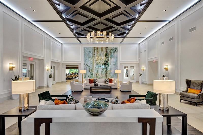 Image 37 of 47 For 10270 Silver Lake Drive