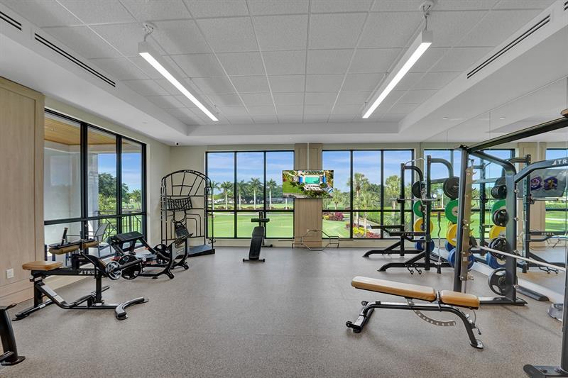 Image 43 of 47 For 10270 Silver Lake Drive