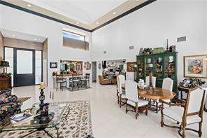 Image 6 of 47 For 10270 Silver Lake Drive