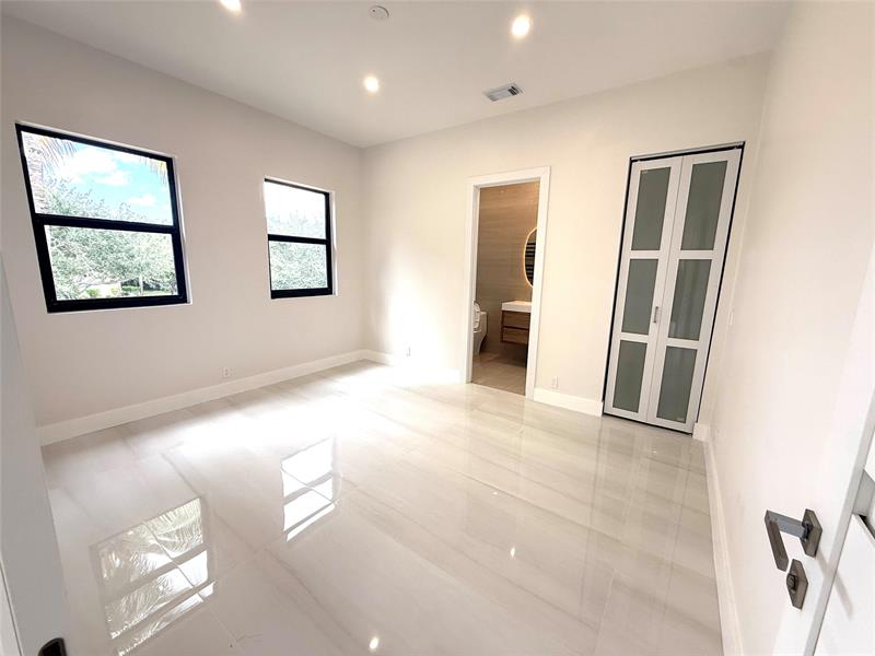 Image 44 of 44 For 2931 139th Ter