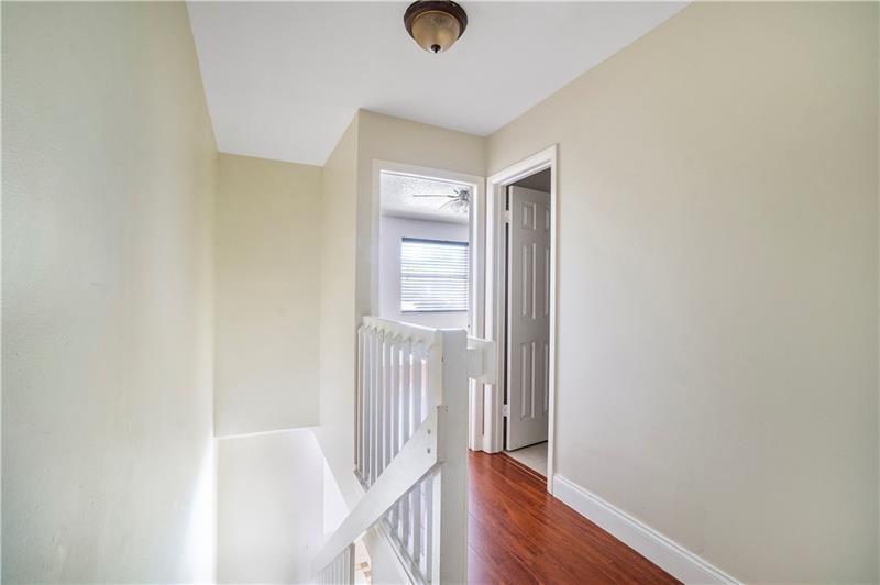 Image 10 of 18 For 9769 Riverside Dr  71-2