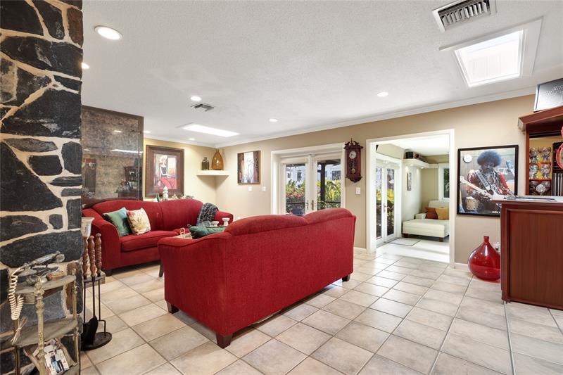 Image 10 of 32 For 4631 30th Way