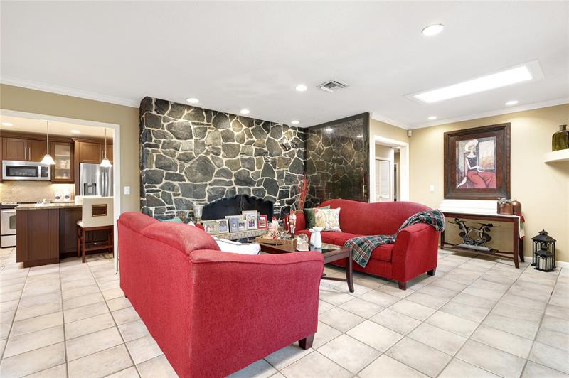 Image 11 of 32 For 4631 30th Way