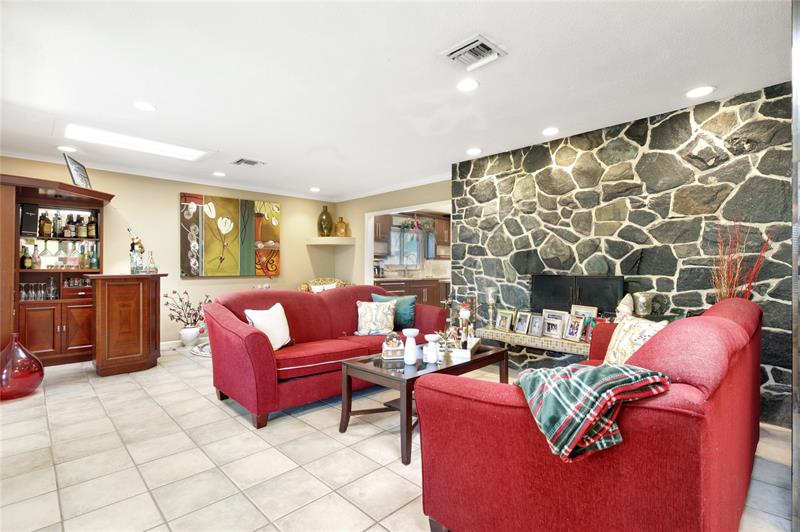 Image 12 of 32 For 4631 30th Way