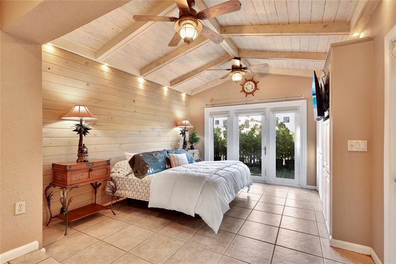 Image 14 of 32 For 4631 30th Way