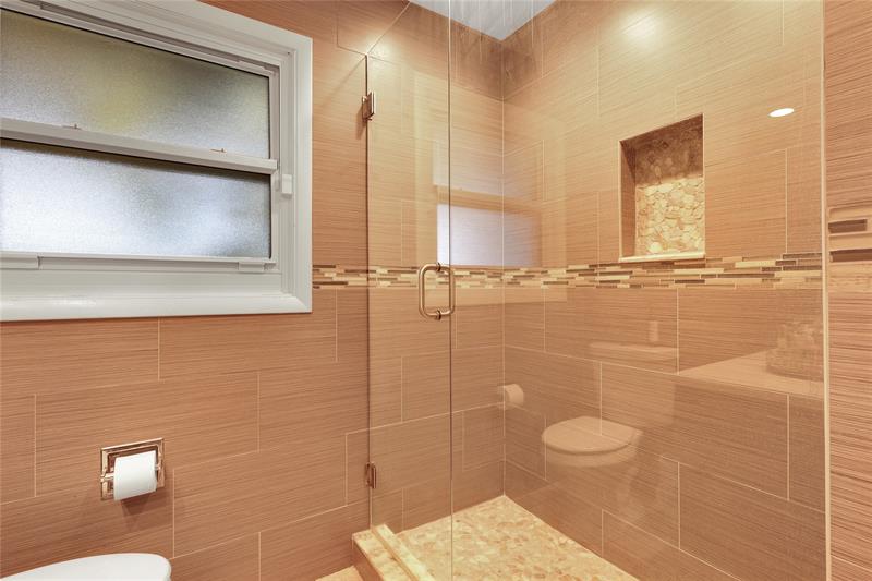 Image 22 of 32 For 4631 30th Way