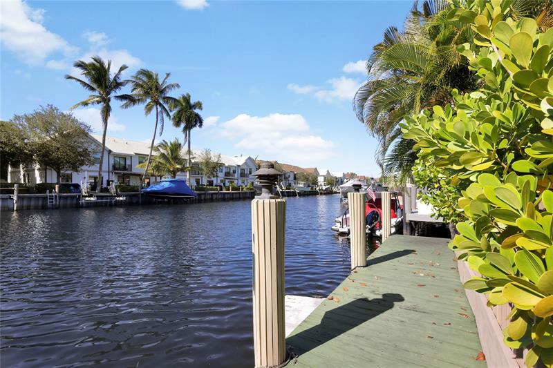 Image 4 of 32 For 4631 30th Way