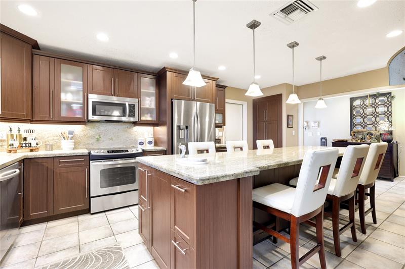 Image 6 of 32 For 4631 30th Way