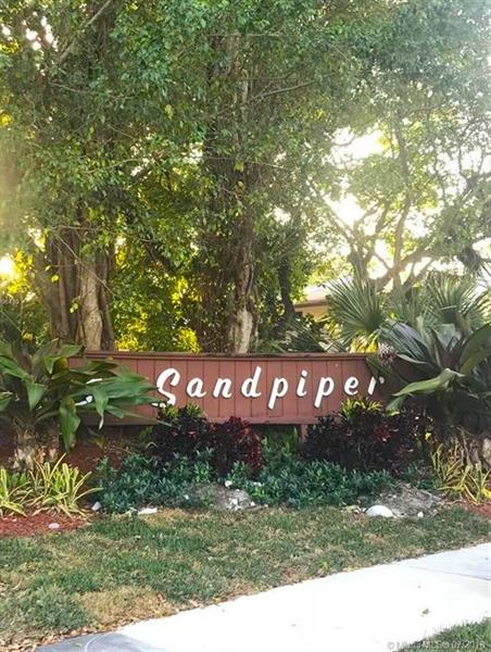 Details for 598 199th Ter  6y, Miami, FL 33179