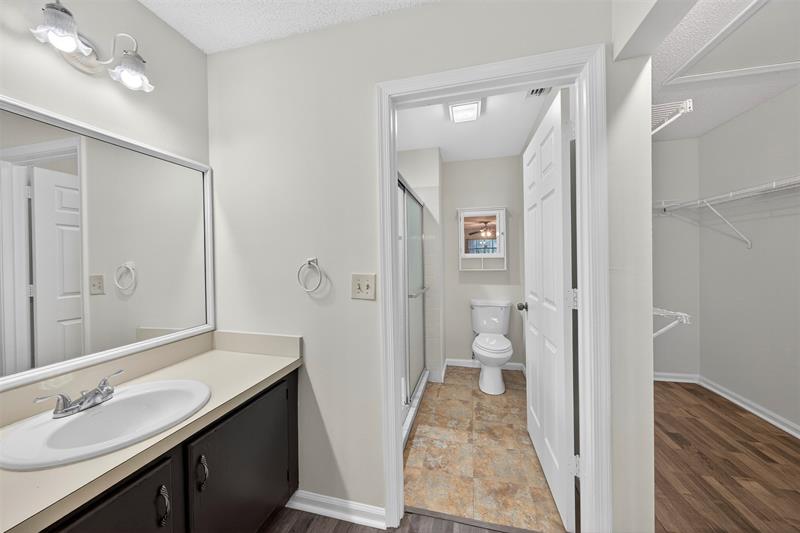 Image 16 of 43 For 489 Hardwood Pl  489