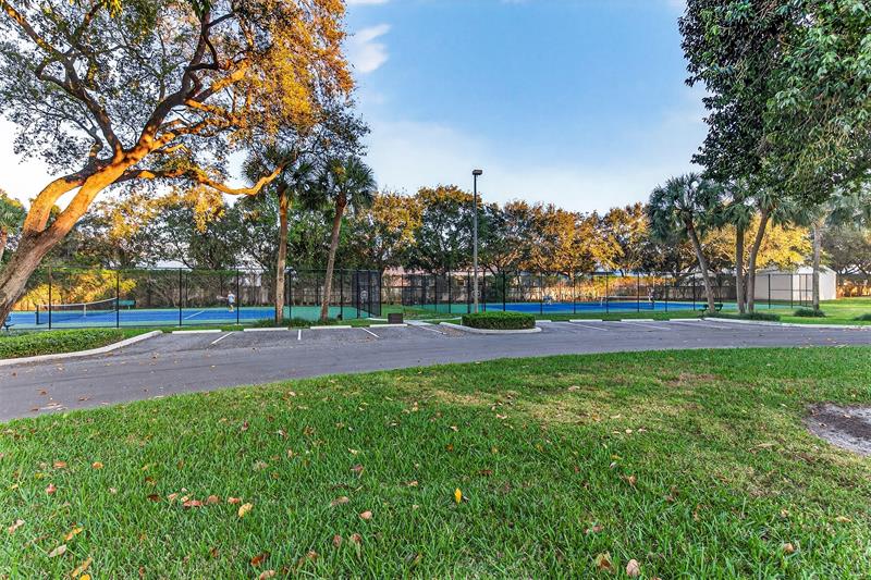 Image 42 of 43 For 489 Hardwood Pl  489