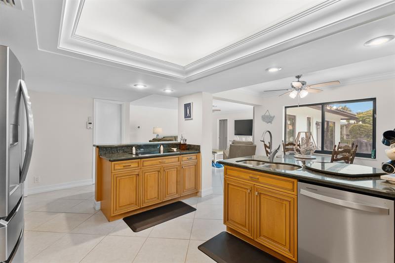 Image 10 of 55 For 5570 26 Ave  