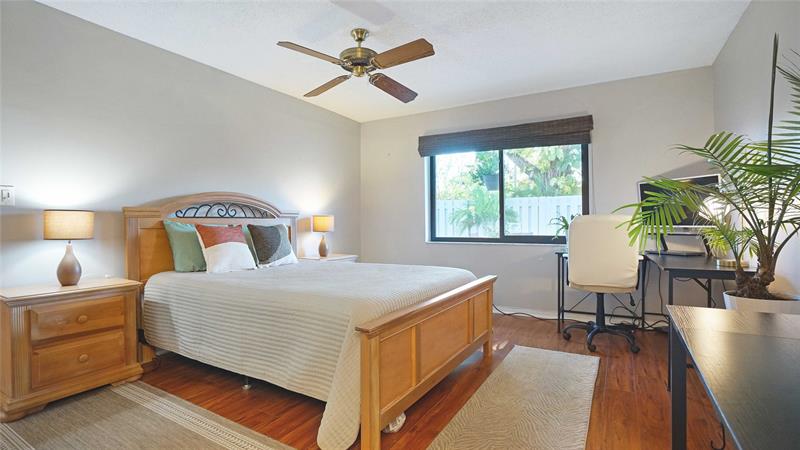 Image 20 of 43 For 2780 Oakland Forest Dr 1603