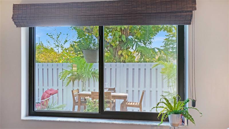 Image 24 of 43 For 2780 Oakland Forest Dr 1603