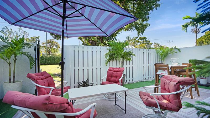 Image 30 of 43 For 2780 Oakland Forest Dr 1603