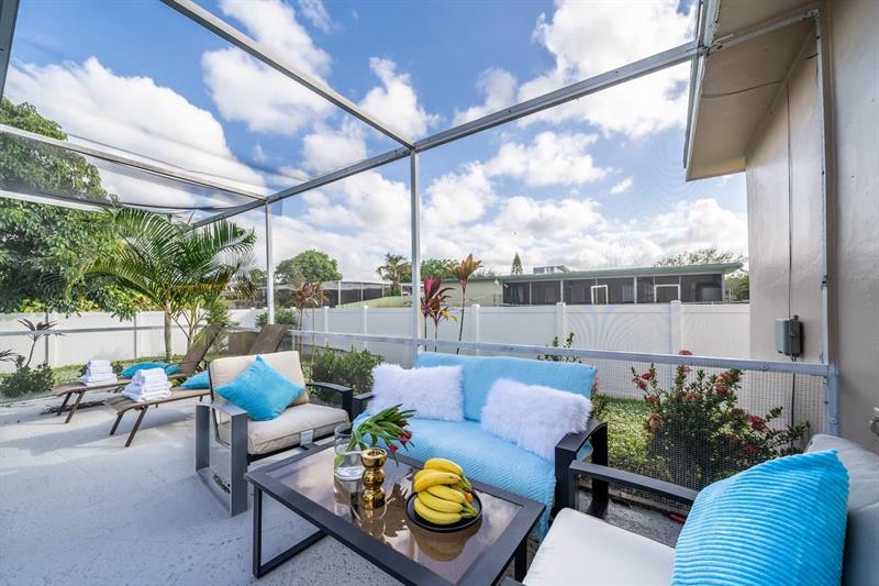 Image 11 of 38 For 2101 52nd Ave