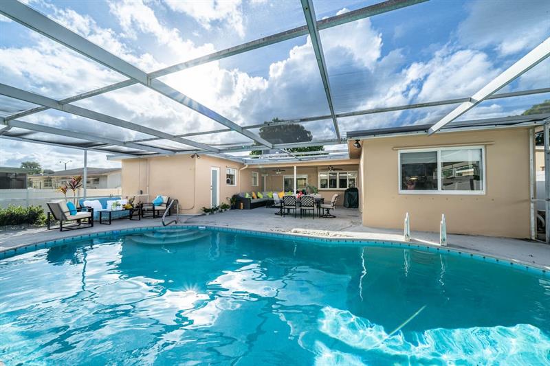 Image 13 of 38 For 2101 52nd Ave